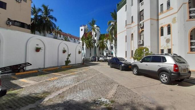 Appartement Apartamento Con Piscina, Playa A 2 Calles. *